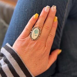 Vintage Mother of Pearl & Turquoise Ring